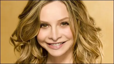 Qui est l'actrice qui a joué Cat Grant ?