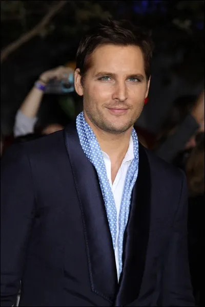 Qui est l'acteur qui a joué Maxwell Lord ?