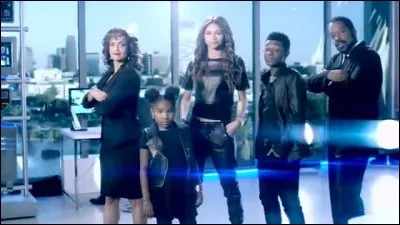 Comment s'appelle la famille de K.C. ?