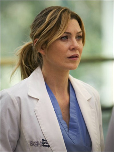 Où Meredith habite-t-elle après la mort de son mari ?