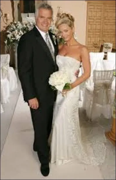 Combien d'années Eric Forrester a-t-il été marié avec Donna ?