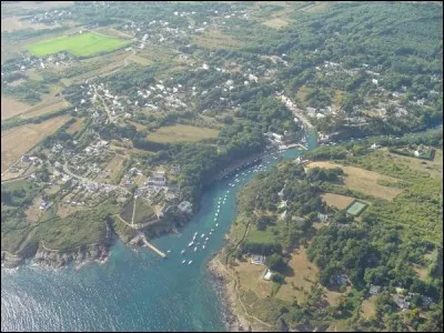 Moelan-sur-mer se trouve sur :