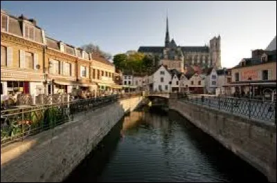 Amiens est une ville qui se situe dans la région Bourgogne-Franche-Comté.