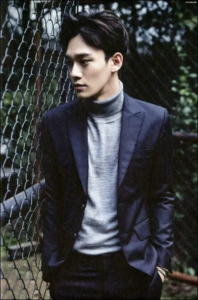 Quels sont sa taille et âge (en début 2017) ?