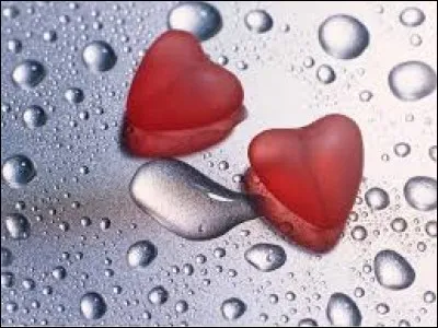 Qui a chanté ces paroles : "J'avoue j'en ai bavé pas vous mon amour / Avant d'avoir eu vent de vous mon amour / Ne vous déplaise / En dansant la Javanaise" ?