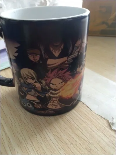 Erza aime-t-elle les mugs ?
