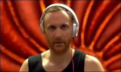 Quel single de David Guetta a été son premier #1 au top 50 dans les années 2000 ?