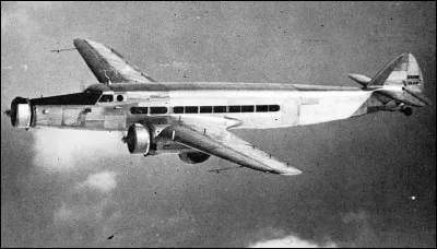 Cet avion de ligne a &eacute;t&eacute; produit &agrave; 30 exemplaires pour Air France. Il pouvait transporter 22 passagers. De quel avion s'agit-il ?