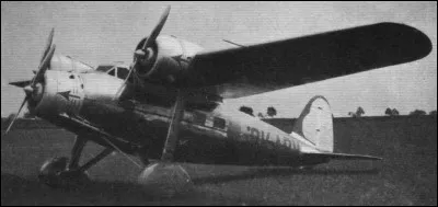 Ce petit trimoteur tch&egrave;que pouvait transporter 6 passagers. De quel avion s'agit-il ?