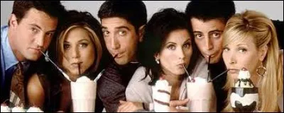 Dans la saison 8 de "Friends", quelle femme porte l'enfant de Ross ?