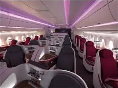 Quelle compagnie aérienne a lancé le vol le plus long au monde, avec une distance totale de 14 535 km ?