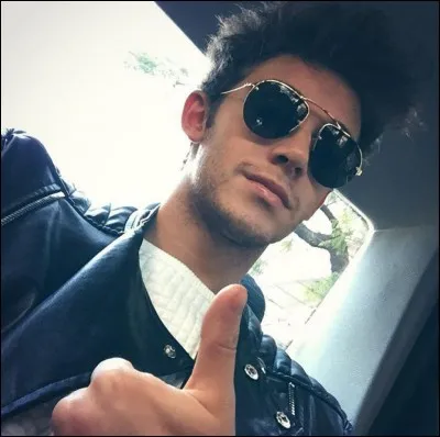 Restons avec Ruggero. Dans quelle série avait-il un rôle avant de participer à "Soy Luna" ?