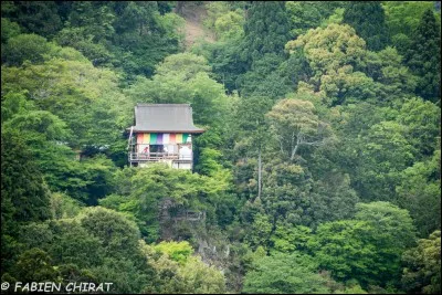 Je rentre d'une r&eacute;gion fran&ccedil;aise o&ugrave; l'on est ravitaill&eacute; par ...