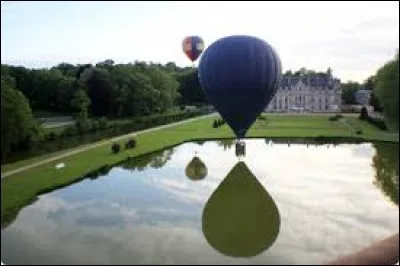Ne ratez pas ce château renaissance, anciennement demeure de la famille de La Rochefoucauld.