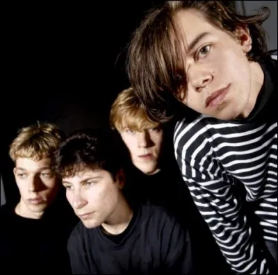 Si je vous dis : « Attaque de front », vous répondez :