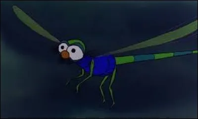 Envoyé en mission pour trouver de l'aide auprès des habitants du marais, par quels animaux est-elle poursuivie ?