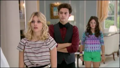 Qui a vol&eacute; le signe de Cristal ?