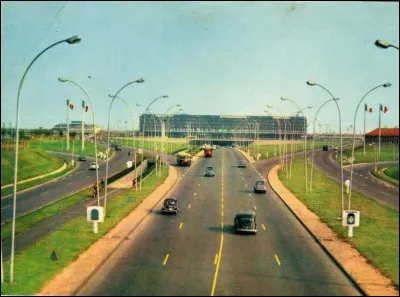 Qui allait "le dimanche à Orly", voir les avions s'envoler ?