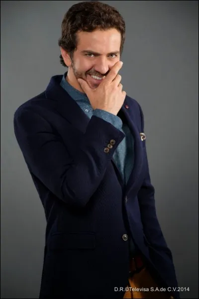 Comment s'appelle Flavio Medina ?