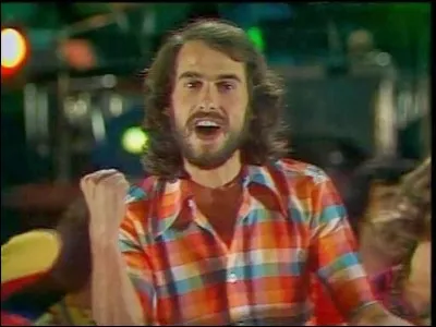 Qui vit d'air pur et d'eau fraîche d'après Michel Fugain ?