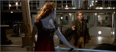 Qui a sauvé Rose, alors qu'elle allait se suicider ?