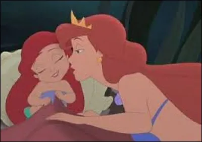 A cause de quoi Ariel a-t-elle perdu sa maman ?