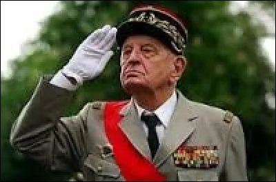 Le général Bigeard vous salut bien ! On peut dire de lui qu'il n'a jamais céder aux tentations des fellouzes pendant la guerre d'Algérie.