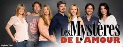 Avec qui est-il en couple depuis quelques mois ? (Elle est patronne d'un night-club)