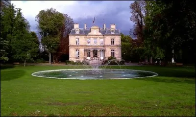 Dans quel département est situé Choisy-le-Roi ?