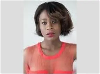 Comment se prénomme cette jeune policière ?