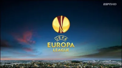 Quel club a remporté 3 fois de suite la Ligue Europa ?
