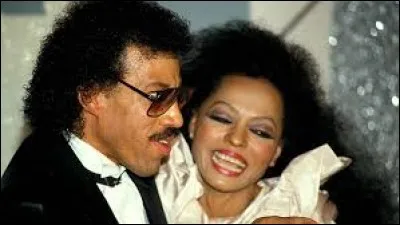 En 1981, avec quel chanteur Diana Ross partage-t-elle un duo sur la chanson "Endless Love" ?