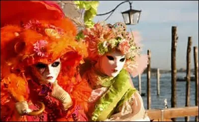 Peut-on voir des voitures en circulation à Venise ?