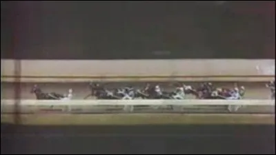 Qui a donc remporté cette course quelques minutes plus tard ?