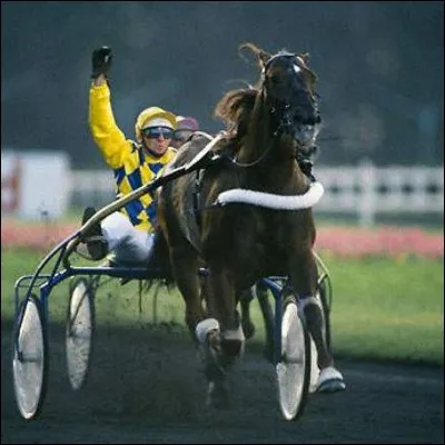 Si on additionne les années des 4 victoires d'Ourasi dans le Prix d'Amérique, quel résultat obtient-on ?