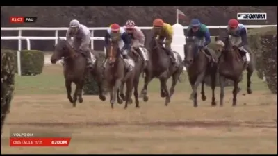 Quel hippodrome ne présente pas de course de trot ?