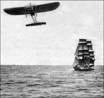 Quel pionnier de l'aviation fut le premier à traverser la Manche en avion le 25 juillet 1909 ?