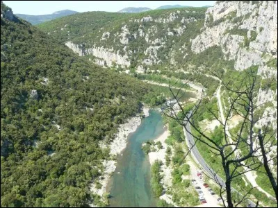 HERAULT - Quel département n'est pas traversé par ce fleuve côtier de 147 km ?