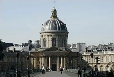 Quelle est la seule personne du Québec à avoir été ou à être membre de l'Académie française ?