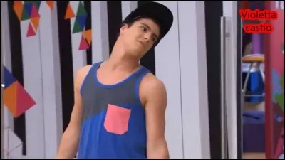 Qui est Maxi pour Violetta ?