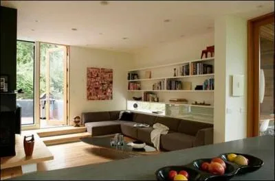 A qui appartient ce salon ?