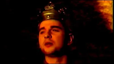 Comment s'appelle l'album de Depeche Mode qui contient le hit "Enjoy The Silence" ?