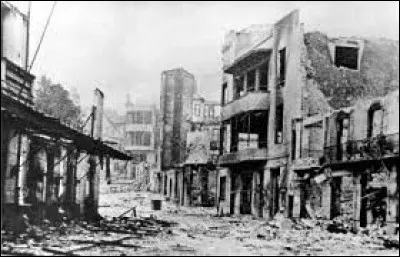Quelle est cette ville, bombardée le 26 avril 1937, en Espagne ?