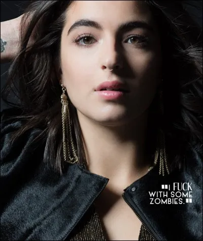 Comment s'appelle l'interprète de Tara ?