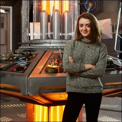 Maisie Williams a joué dans "Doctor Who" aux côtés de Peter Capaldi. Quel rôle a-t-elle interprété ?