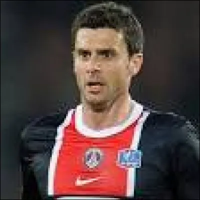 Comment s'appelle ce footballeur ?