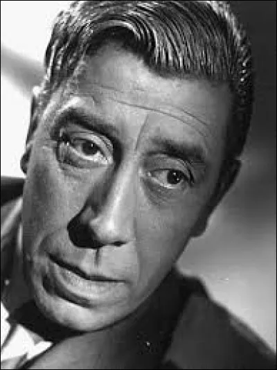 Février 1971 : Fernandel a endossé cinq fois le costume de prêtre pour une série de films qui connut un grand succès il y a une soixantaine d'années. Quel était le nom de ce prêtre ?