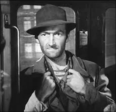 Mai 1971 : Dans quelle ville Jean Vilar, grand homme de théâtre, créa-t-il un festival en 1947 ?