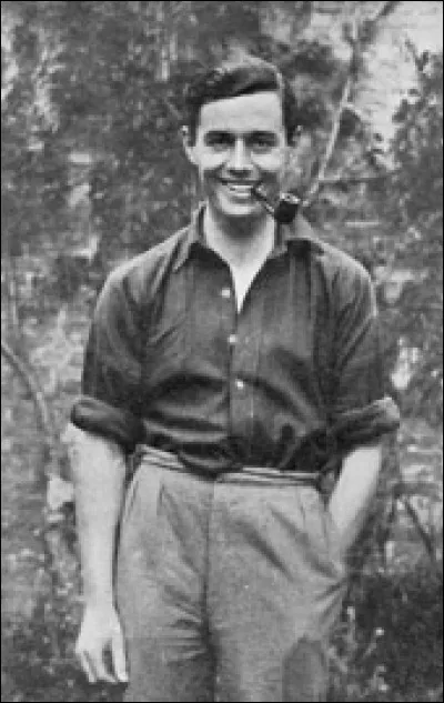 Août 1971 : Quel héros de fiction a été inspiré par la personnalité de Peter Fleming ?