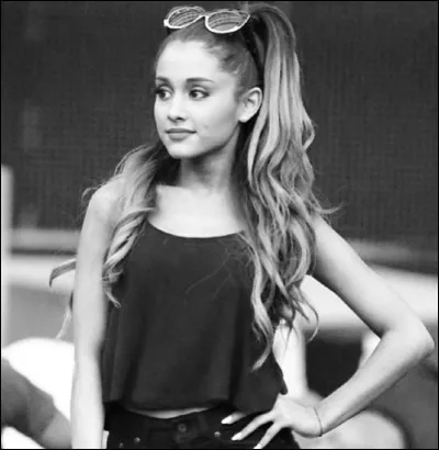 Quand Ariana a dit : "C'est l'un des hommes les plus incroyables de la planète et ça inclut mon grand-père et mon frère", elle parlait de qui ?